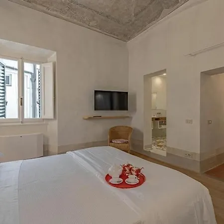 Giotto Apartment
